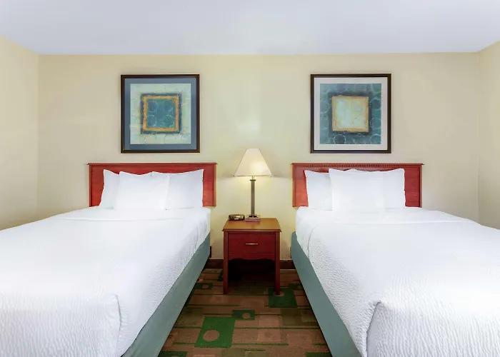 La Quinta By Wyndham Chicago Hotel 3*