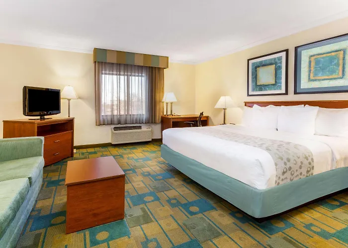 La Quinta By Wyndham Chicago 3* Willowbrook