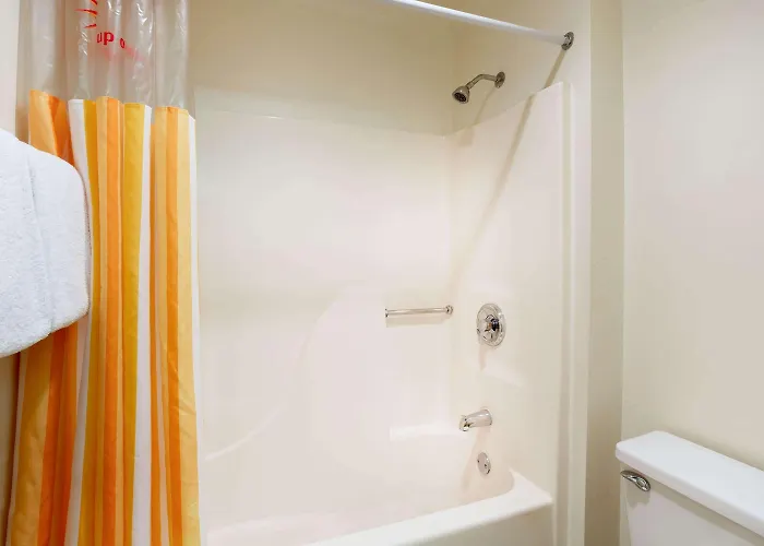 Hotel La Quinta By Wyndham Chicago 3*