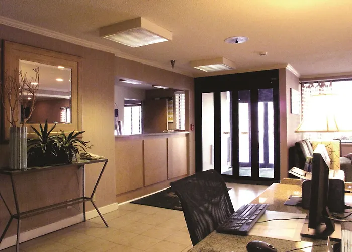 La Quinta By Wyndham Chicago 3* Willowbrook