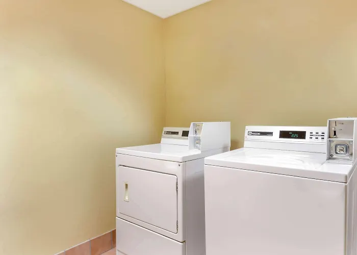 La Quinta By Wyndham Chicago 3*