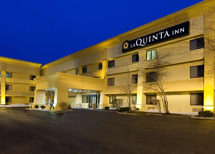 La Quinta By Wyndham Chicago Hotel