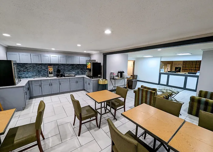 Hotel La Quinta By Wyndham Chicago 3*