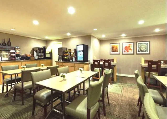 Hotel La Quinta By Wyndham Chicago Willowbrook